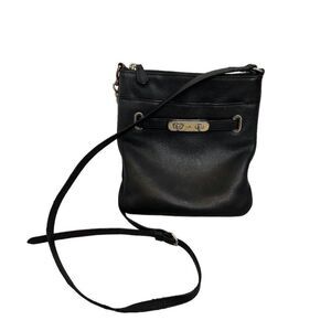 Coach Swagger Swingpack Pebbled Leather Crossbody Purse Bag Chain Black